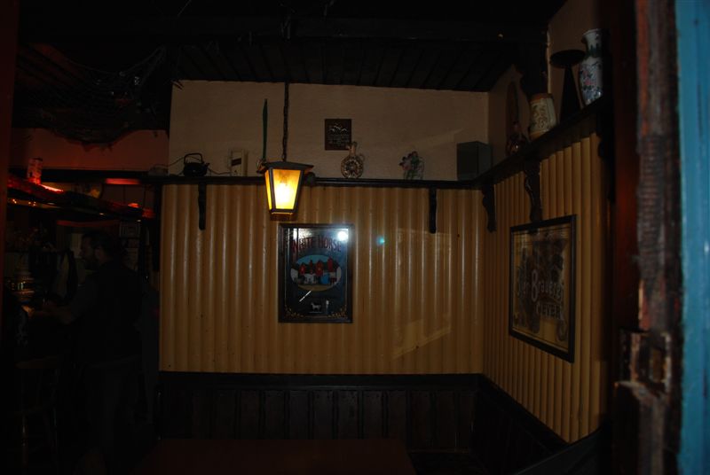 Innenansicht Otzentreff mit Gästen